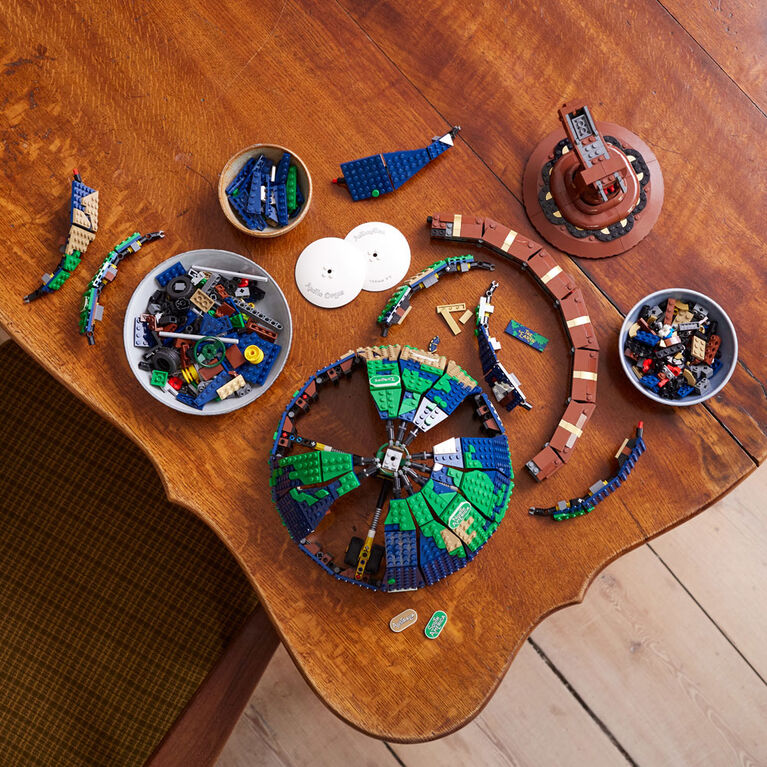 LEGO Ideas Le globe terrestre 21332 Ensemble de construction (2 585 pièces)