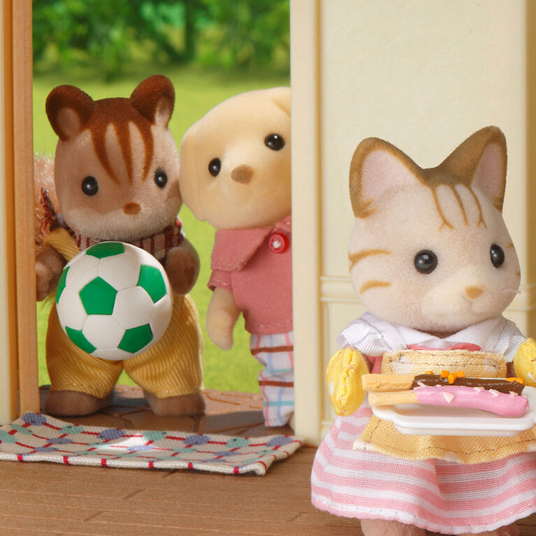 Calico Critters Sandy Cat Family, Set of 4 Collectible Doll Figures