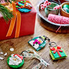 LEGO Sélection d'ornements de Noël Décorations suspendues avec cadeau, bonhomme de neige, renne et père Noël 40744