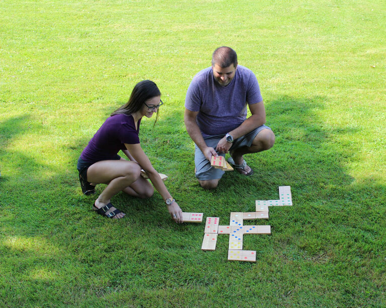 Giant Dominoes