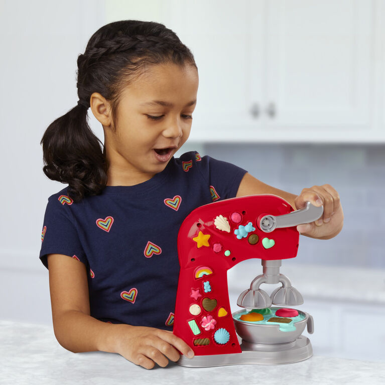 Play-Doh Kitchen Creations, Robot pâtissier, jouet de pâte à modeler avec accessoires de cuisine factices