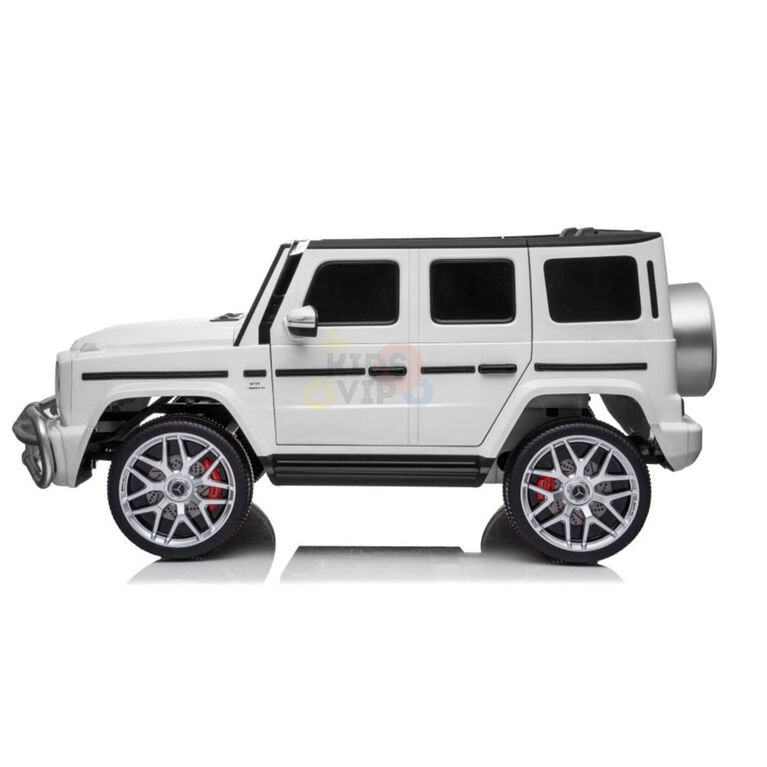 KidsVip 24V Kids & Toddlers Mercedes G Series 4WD Ride on car w/Remote Control - White - English Edition
