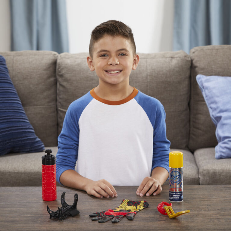 Marvel Spider-Man Super Web Slinger Role-Play Toy, Includes Web Fluid, 2-In-1 Shoots Webs or Water