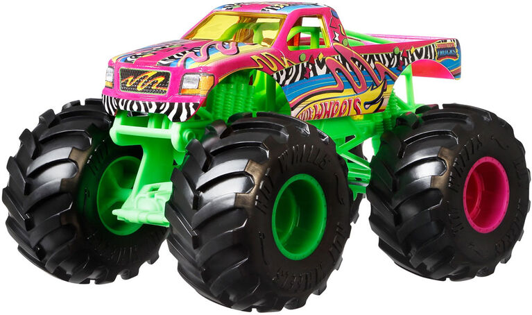 Hot Wheels Monster Trucks 1:24 Scale Die-Cast Assortment Toy Vehicles