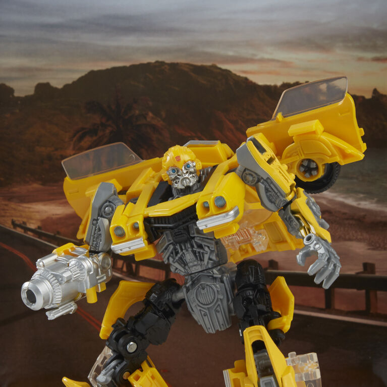 Transformers Toys Studio Series Deluxe Class 15BB Bumblebee Tranformers: Bumblebee Action Figure