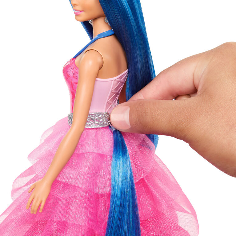 Barbie  65anniversaire  Poupée et animal  Licorne ailée, ch. bleus