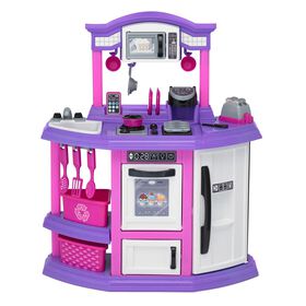 American Plastic Toys - Bakers Kitchen Centre