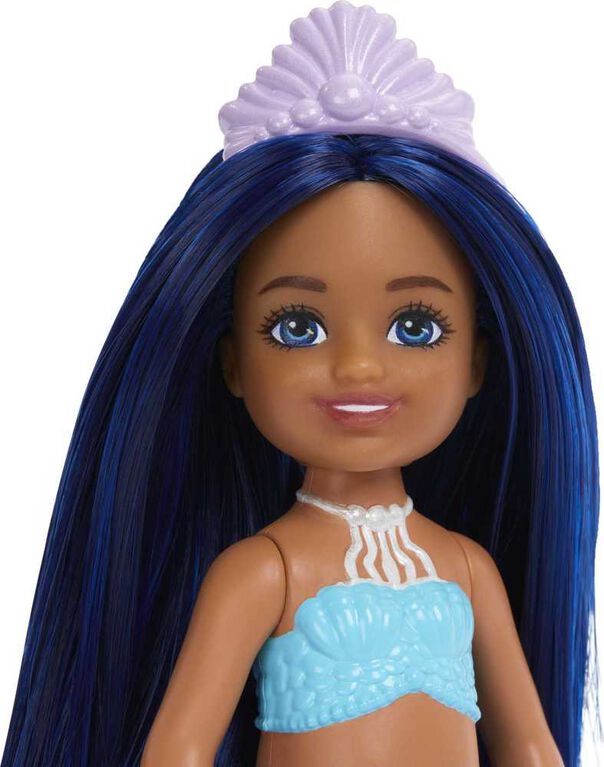 Barbie - Chelsea- Poupée Sirène, cheveux bleus et queue de sirène