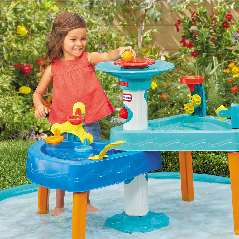 Little Tikes 3-in-1 Splash 'n Grow Outdoor Water Play Table with Accessories and Splash Pad