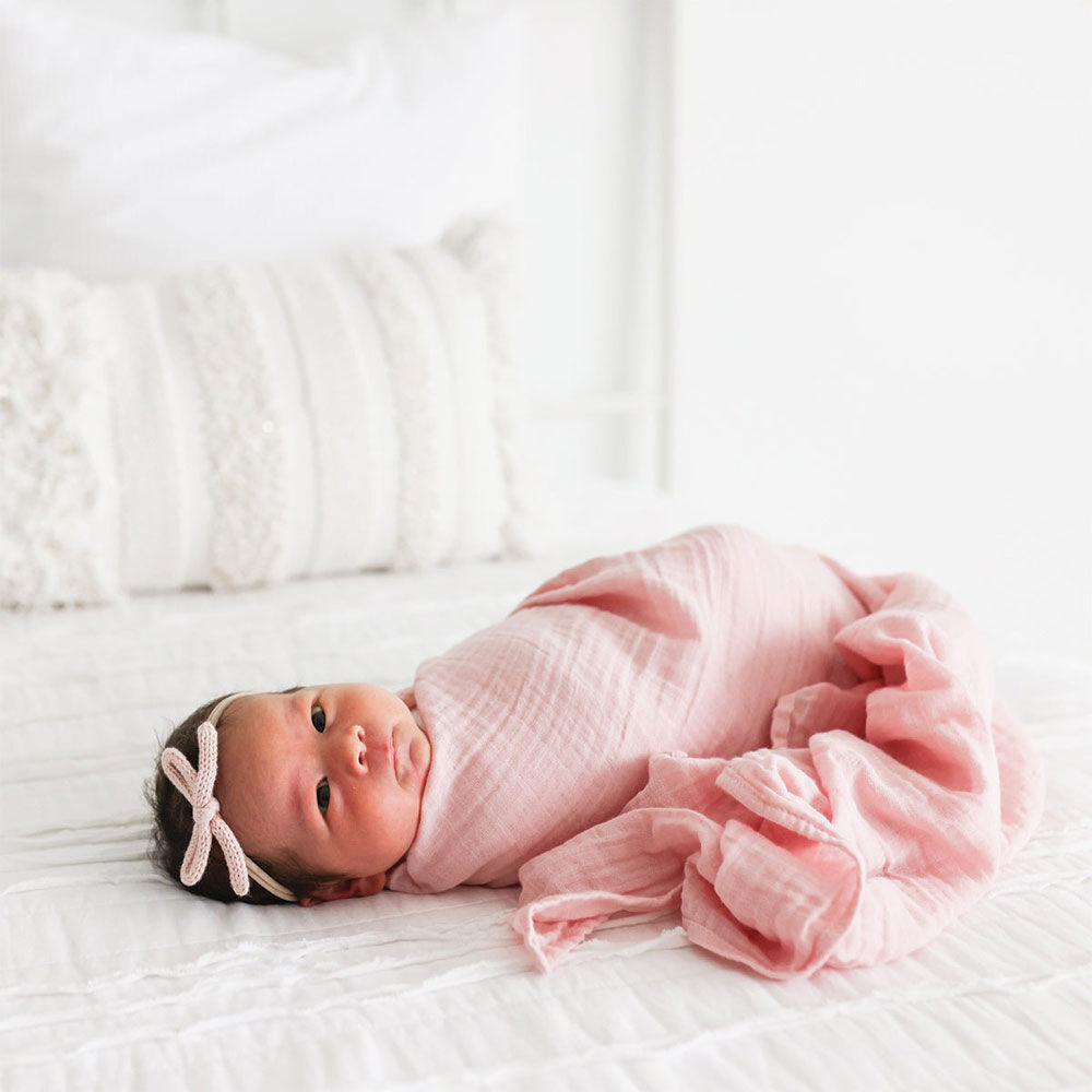 Lulujo - Cotton Mslin Swaddles 2 Pack-Strawberries Ballet Slipper