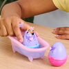 Hatchimals Alive, Make a Splash Playset with 15 Accessories, Bathtub, 2 Color-Change Mini Figures in Self-Hatching Eggs