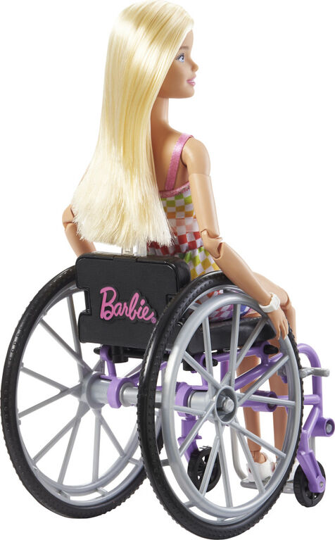 Barbie- Fashionistas- Poupée, fauteuil roulant et rampe