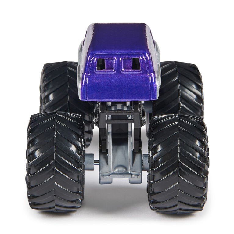 Monster Jam, Official Grave Digger The Legend Monster Truck, Die-Cast Vehicle, 1:64 Scale