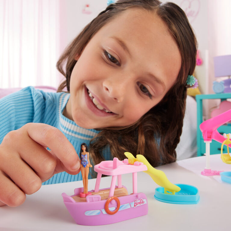 Barbie Mini BarbieLand Doll & Toy Vehicle Sets, 1.5-inch Barbie Doll & Iconic Toy Vehicle with Color-Change Surprise - Dreamboat