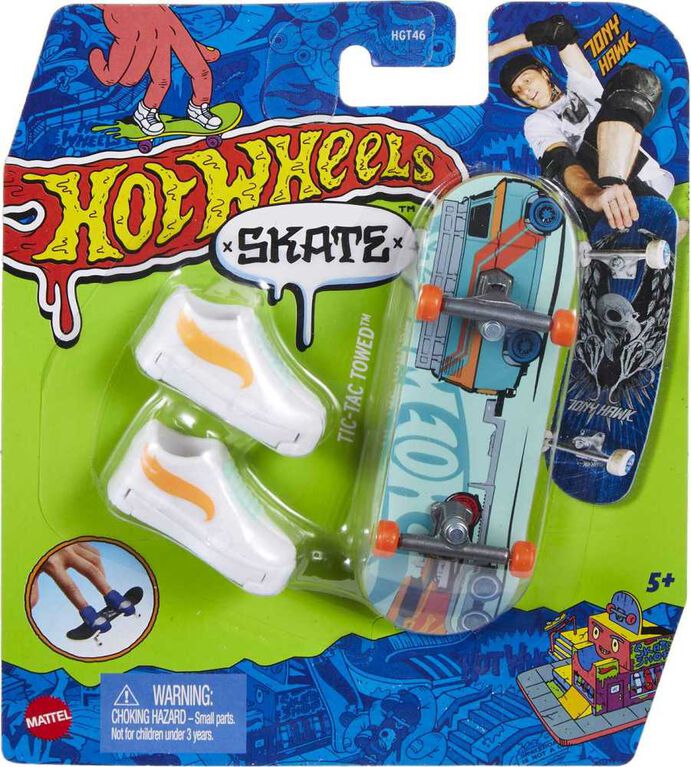 Hot Wheels Skate Tony Hawk Fingerboard & Skate Shoes (Styles May Vary)
