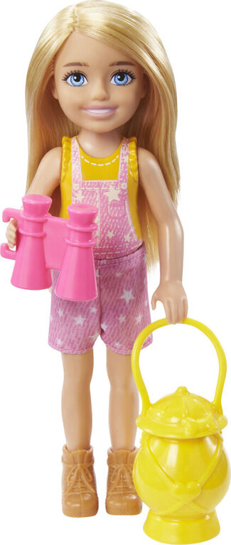 Coffret de jeu ​Vive le camping ​It Takes Two Barbie avec poupée Chelsea blonde de 15,24cm (6po)