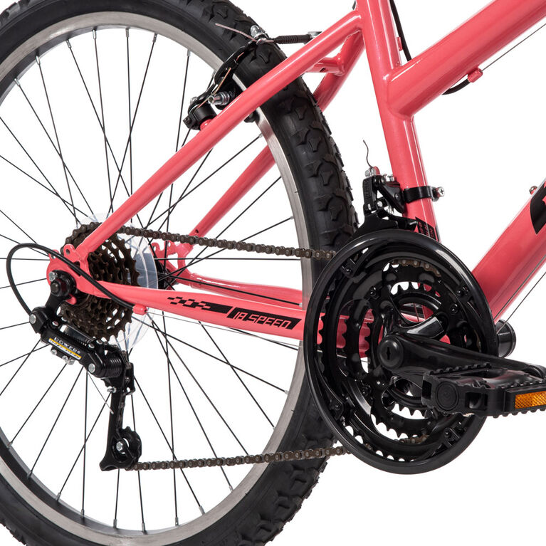 Vélo de montagne, Incline de Huffy, 24 pouces, 18 vitesses pour femmes avec suspension avant, Corail - Notre exclusivité