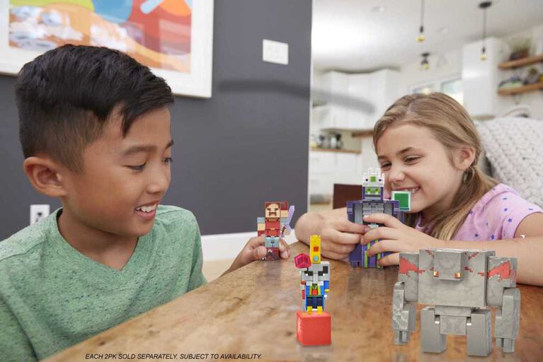 Minecraft Dungeons Nameless One and Hal Figures