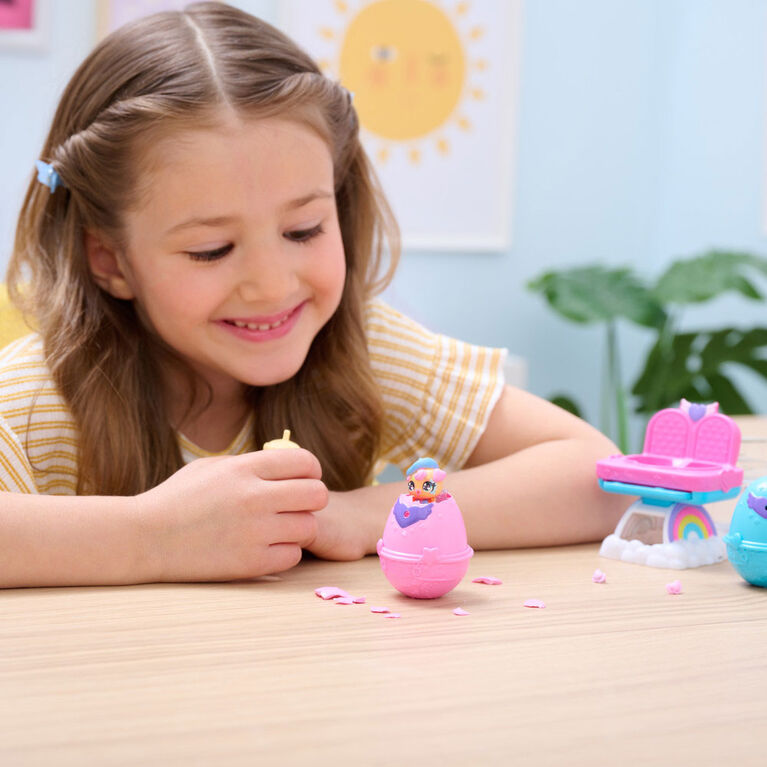  Hatchimals Alive, Hungry Playset with Highchair Toy and 2 Mini  Figures in Self-Hatching Eggs, Kids Toys for Girls and Boys Ages 3 and up :  Everything Else