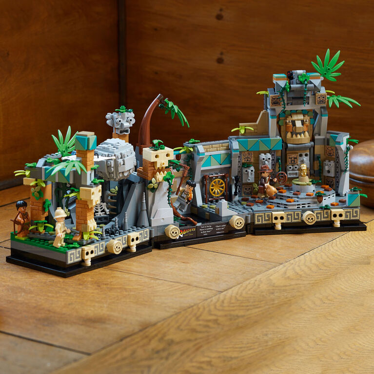 LEGO Indiana Jones Le temple de l'idole dorée 77015 Ensemble de construction (1 545 pièces)