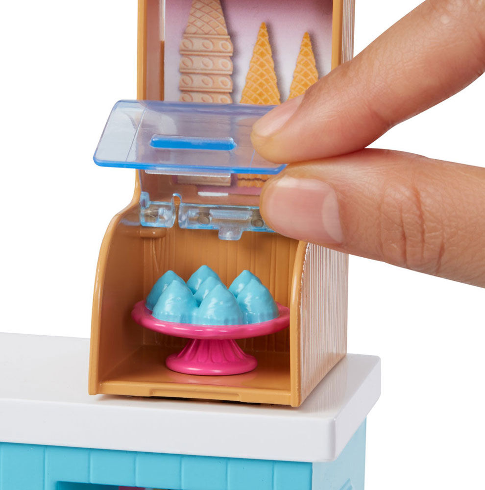 Barbie Dolls and Playset Gelato Cafe