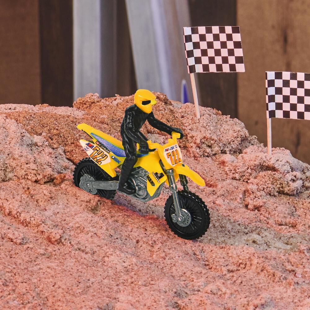 Supercross, Authentic Adam Enticknap 1:24 Scale Die-Cast Motorcycle with Rider Figure