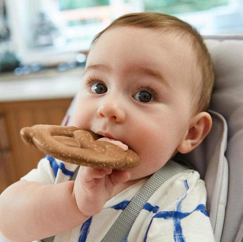 pretzel teether