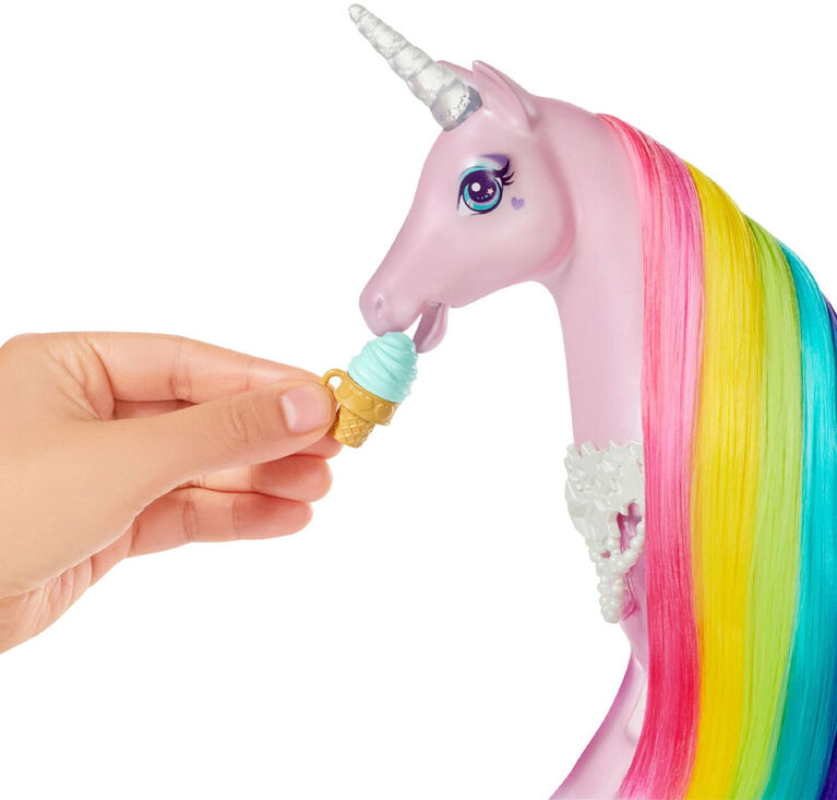 Licorne Lumières Magiques Barbie Dreamtopia avec lumières et sons, et poupée Barbie Princesse avec cheveux roses - Notre exclusivité