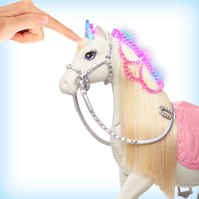 Poupée Barbie et son cheval de Rêve