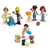 LEGO Friends Les appartements et les boutiques de Heartlake City, Ensemble de modèle, Cadeau pour enfants et adolescents 42670