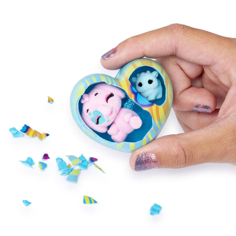 Hatchimals CollEGGtibles, Pet Obsessed HatchiPets 2-Pack with 2 CollEGGtibles and 2 Pets (Styles May Vary)