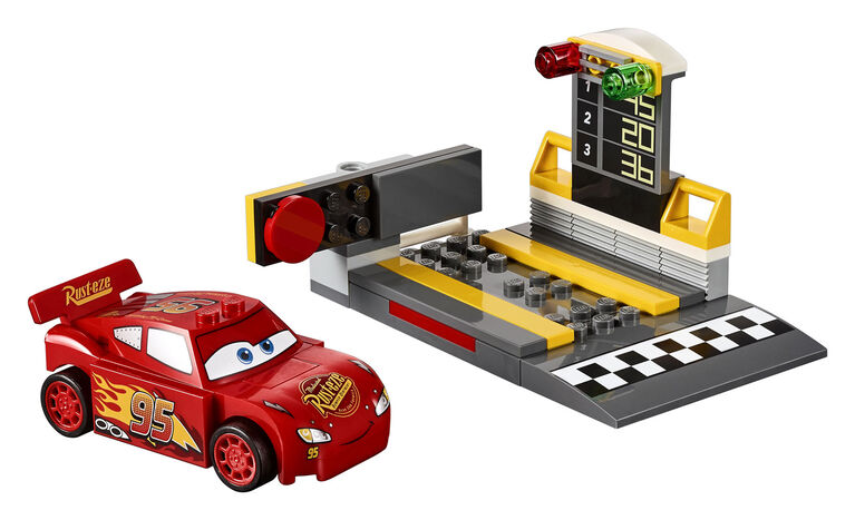 LEGO Juniors Cars Disney Pixar Le propulseur de Flash McQueen 10730