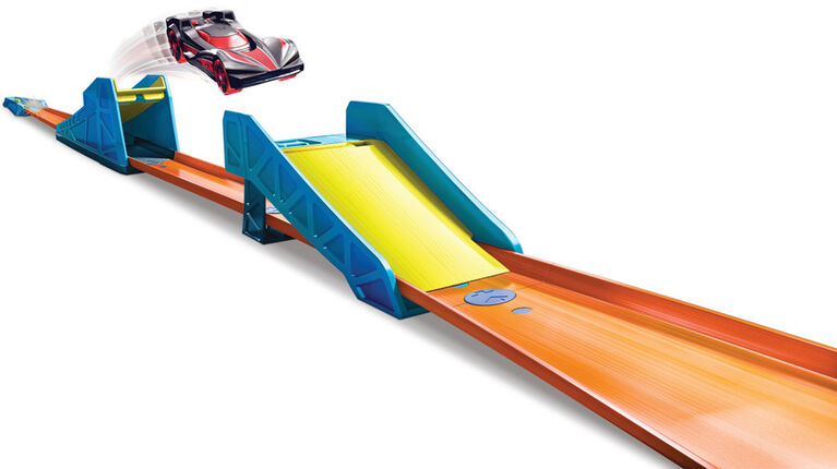 Hot Wheels Track Builder Long Jump Stunt Pack