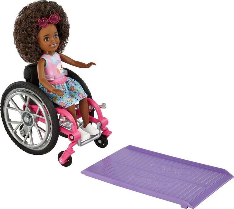 Barbie en fauteuil roulant poupée - mattel
