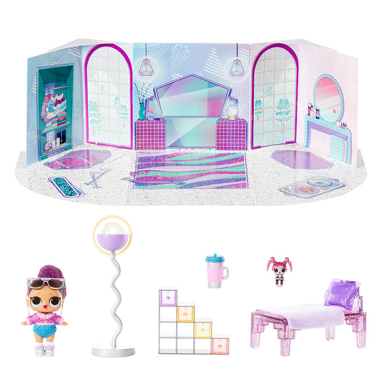 LOL Surprise Winter Chill Hangout Spaces Furniture Playset with Bling Queen Doll