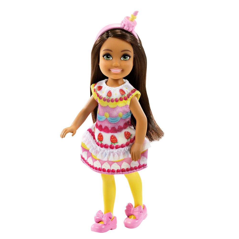 Barbie Club Chelsea Dress Up Doll 6 inch in Cake Costume Toys