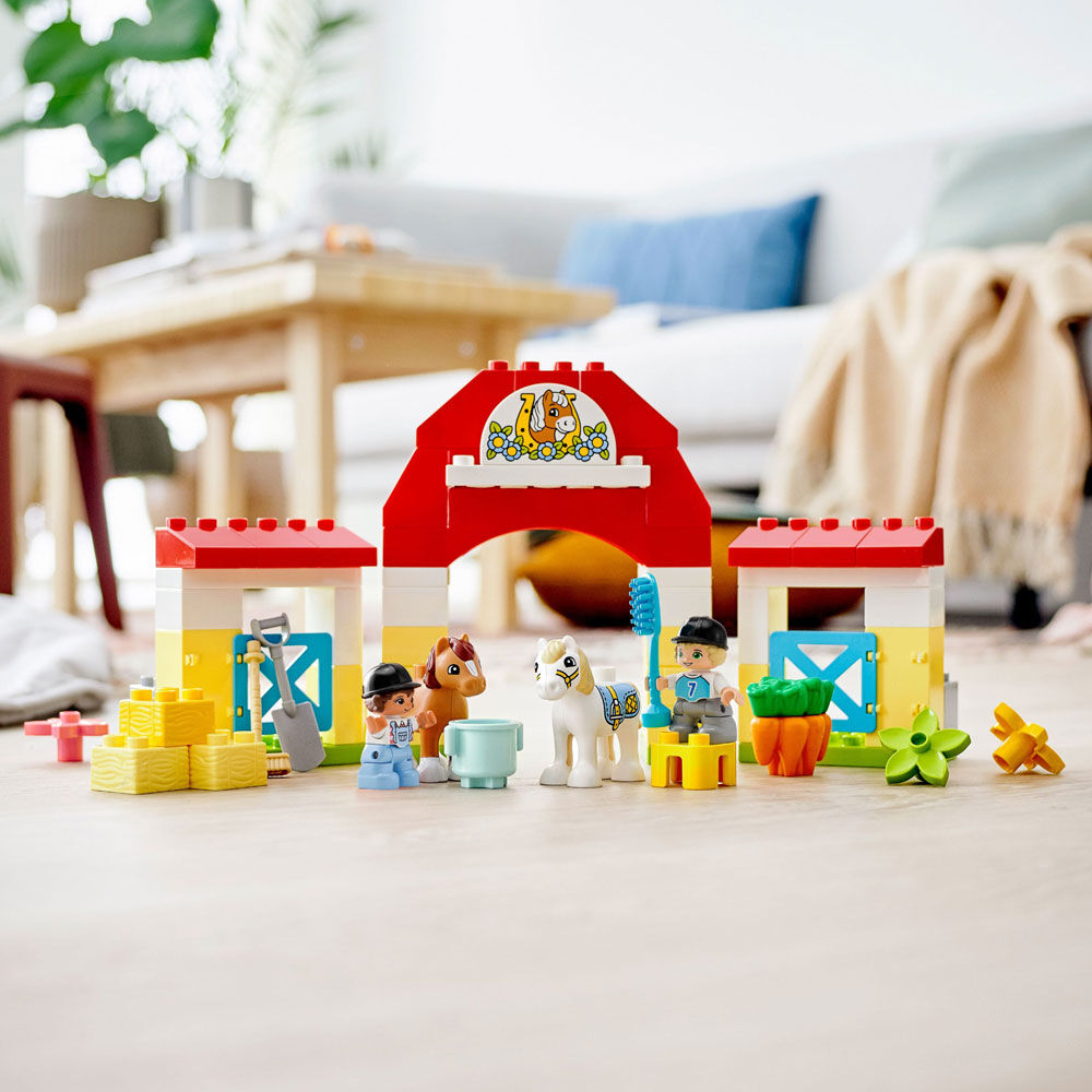 Duplo outlet pony stable