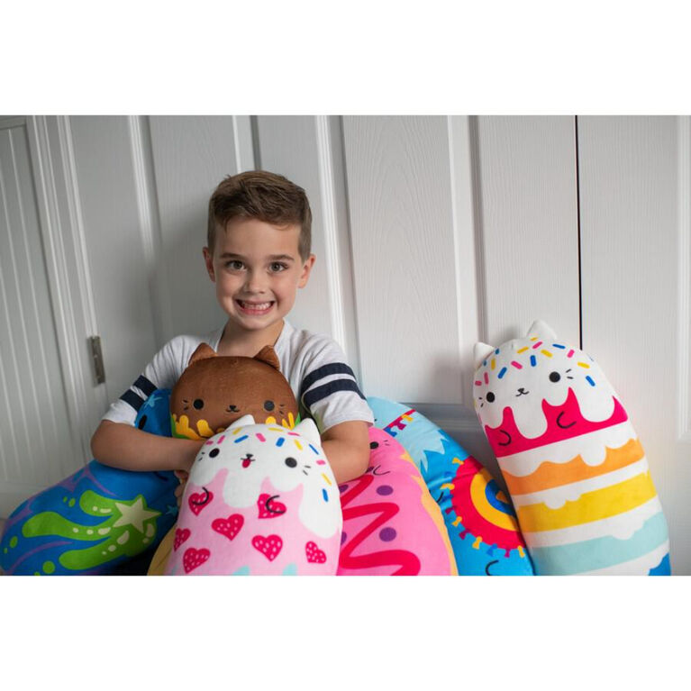 Cats vs Pickles! Huggers - Llama - R Exclusive