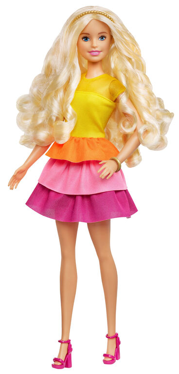 Barbie Ultimate Curls Doll and Playset