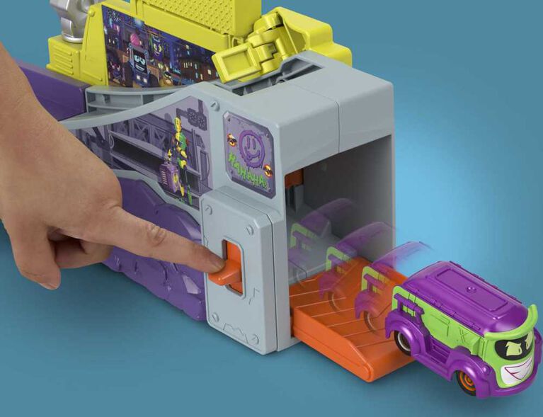 Fisher-Price DC Batwheels Playset with Car Ramp and Launcher, Legion of Zoom Launching HQ