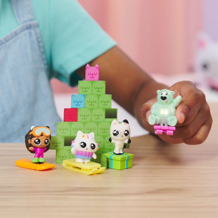 DreamWorks Gabby's Dollhouse, Calendrier de l'Avent 2023, 24 jouets surprises avec figurines, autocollants et accessoires de la maison magique