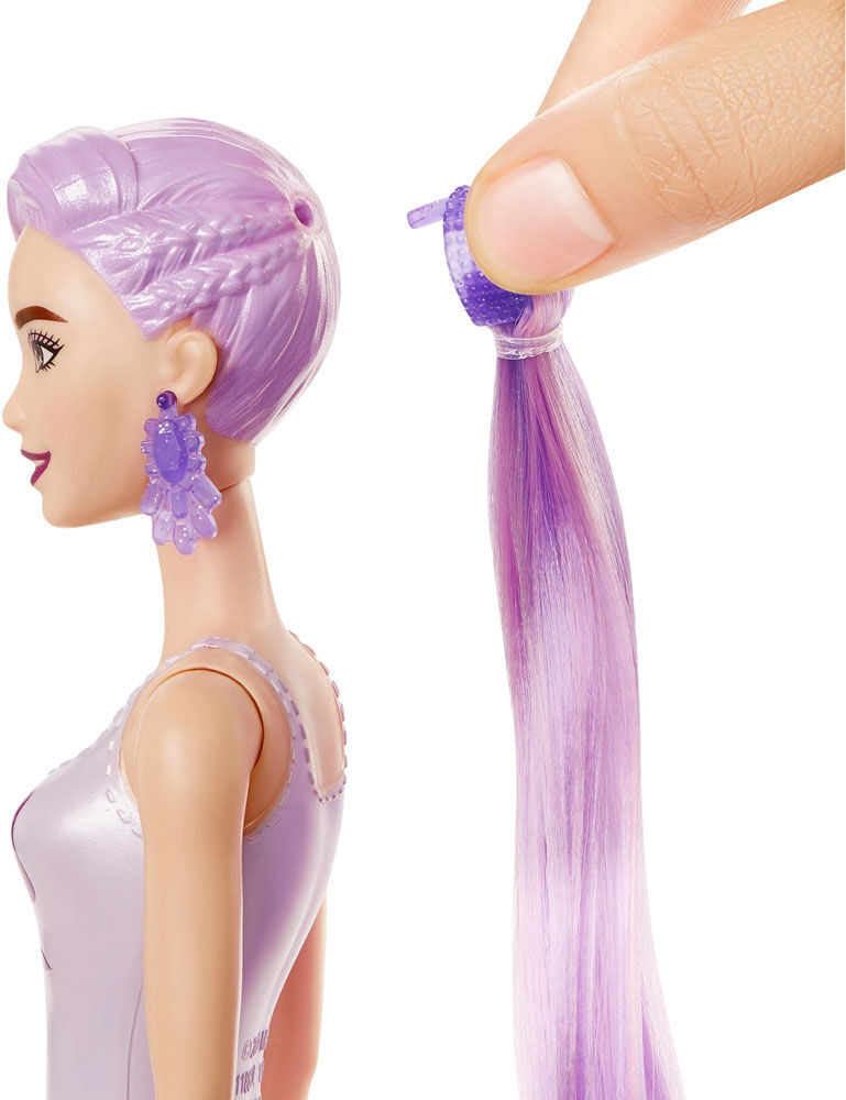 Barbie Color Reveal Doll with 7 Surprises