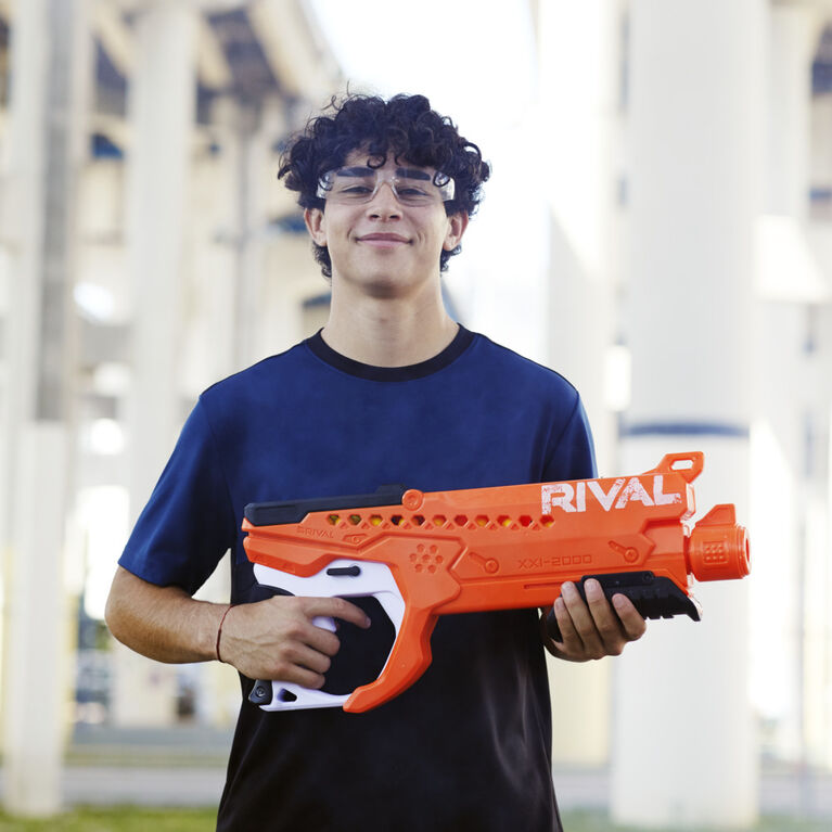 Nerf Rival Curve Shot -- Helix XXI-2000 Blaster -- Fire Rounds to Curve Left, Right, Downward or Fire Straight - R Exclusive