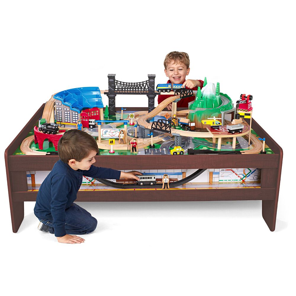 imaginarium train table dimensions