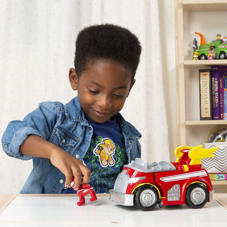 PAW Patrol, Mighty Pups Super PAWs, Camion de pompier Powered Up transformable de Marcus