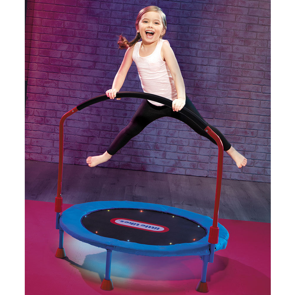 Little tikes trampoline toys r us 2025