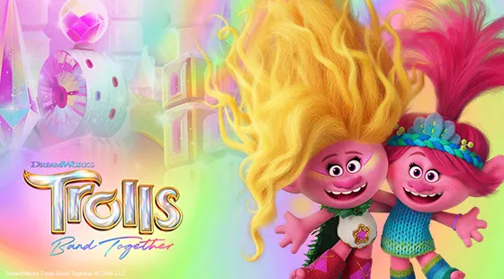 DreamWorks Trolls Band Together Trendsettin' Trio Fashion Dolls