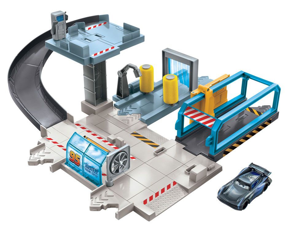 Disney/Pixar Cars Rust-eze Tune-up Center | Toys R Us Canada